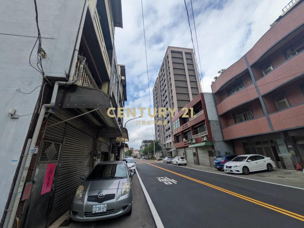 近市區交流道大面寬建地
