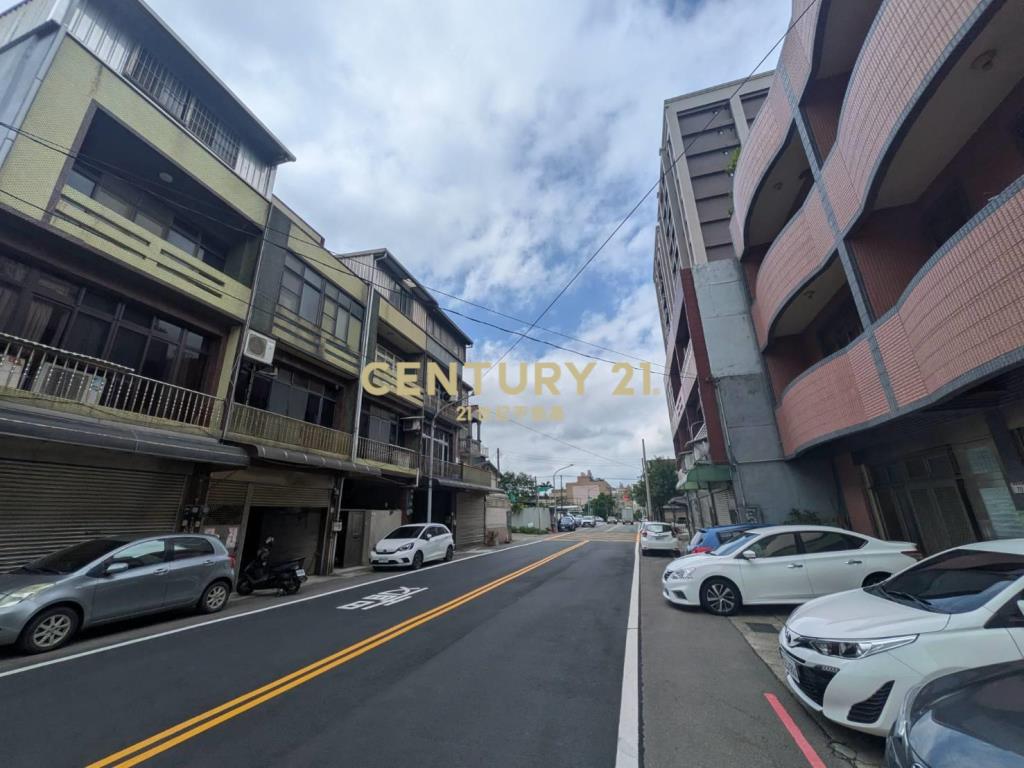 近市區交流道大面寬建地