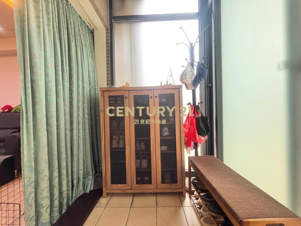 舞揚一綻漂亮露台戶三房車