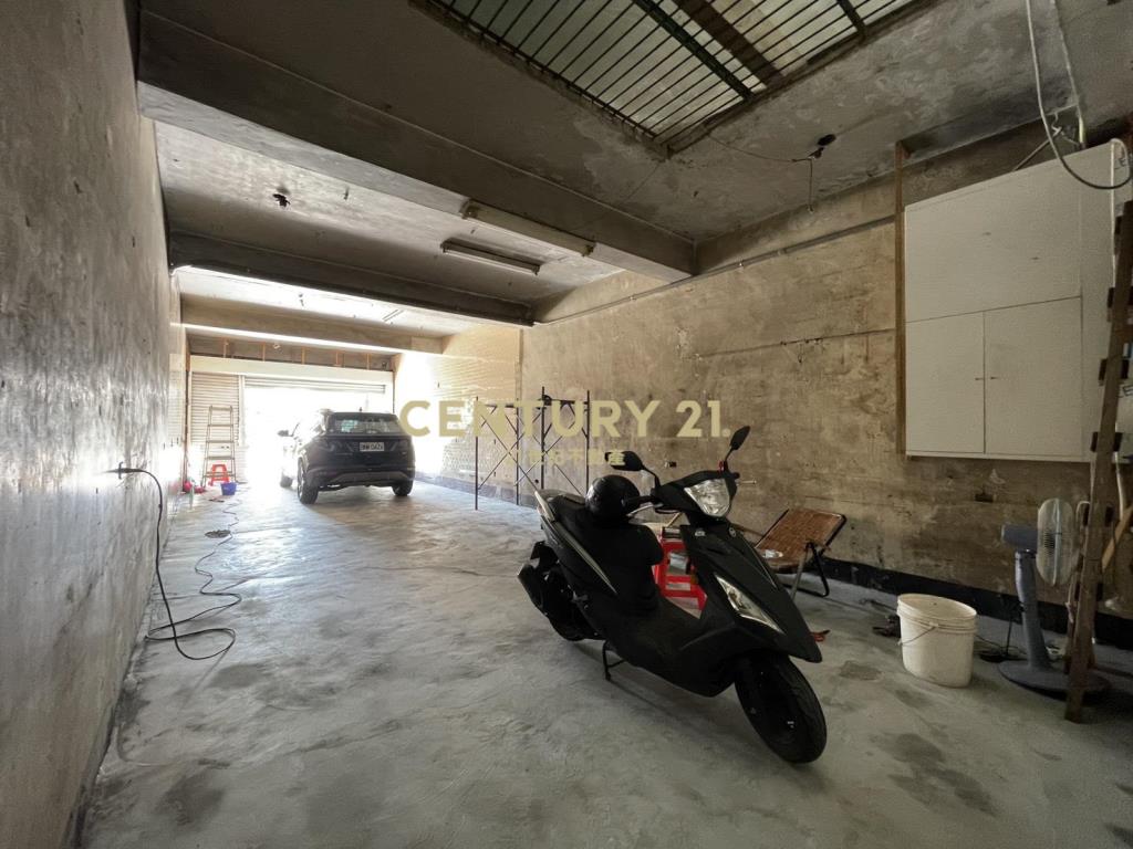 正內壢車站黃金透店