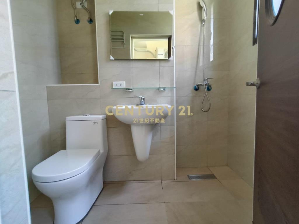 和仁透天投資套房(整棟或分戶買)