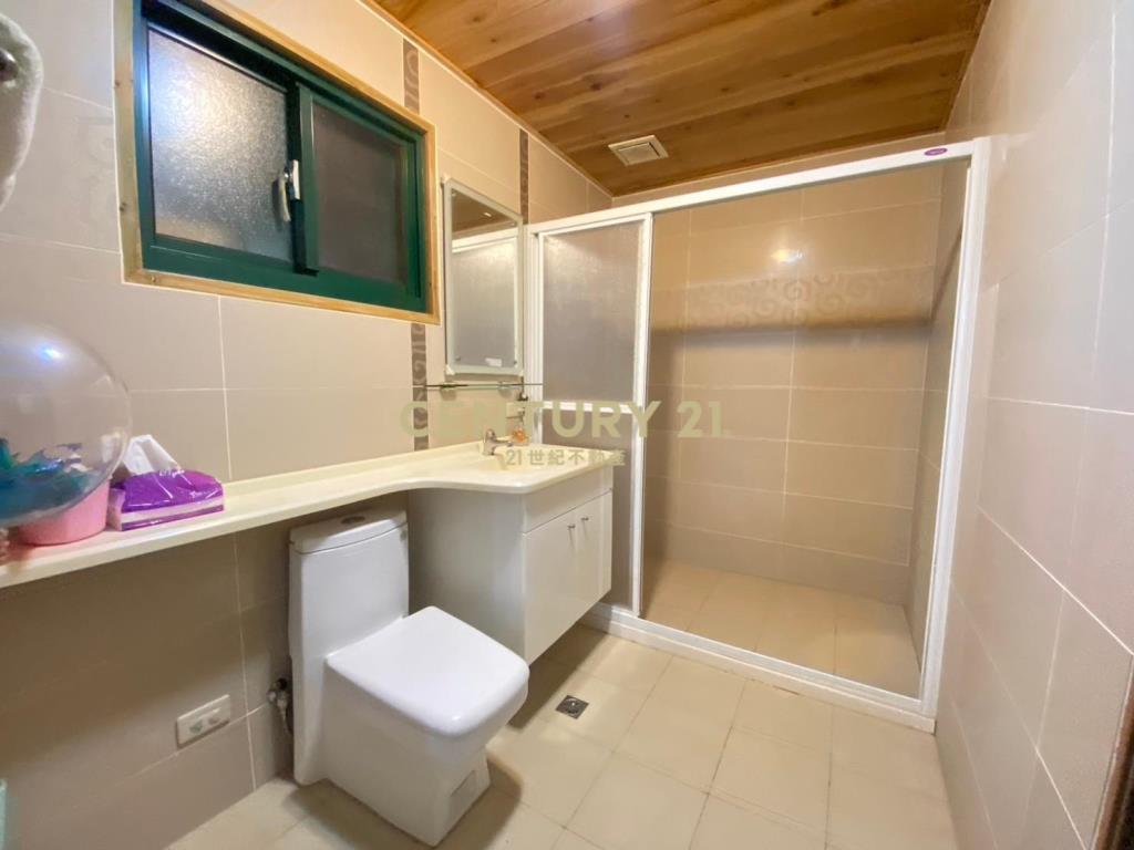 景秀福居，木屋禮遇