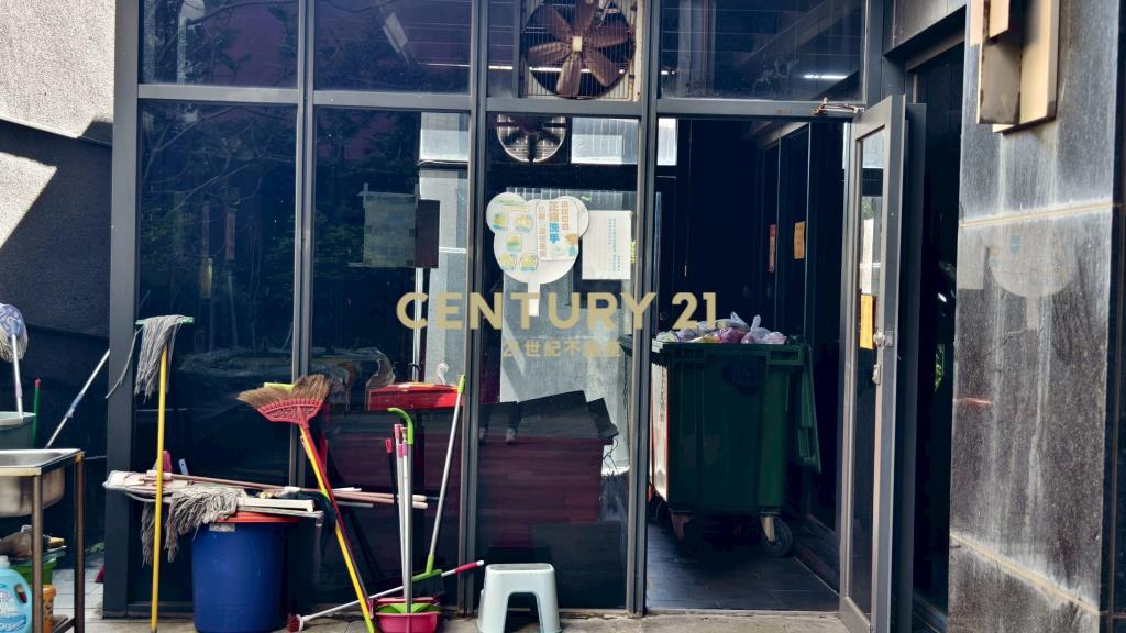 滿租3套房金雞母