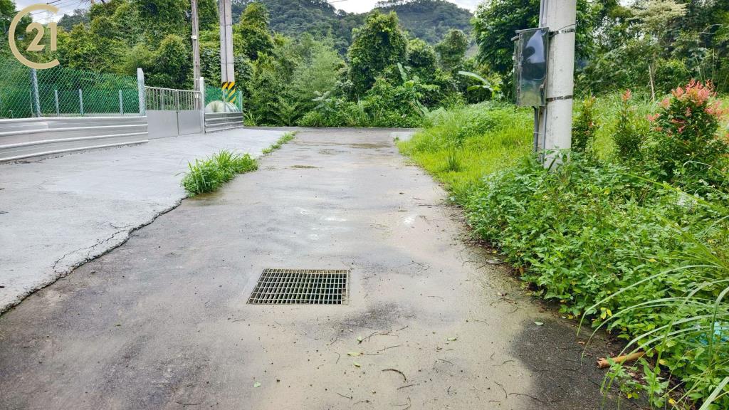 峨眉平坦超值休閒地