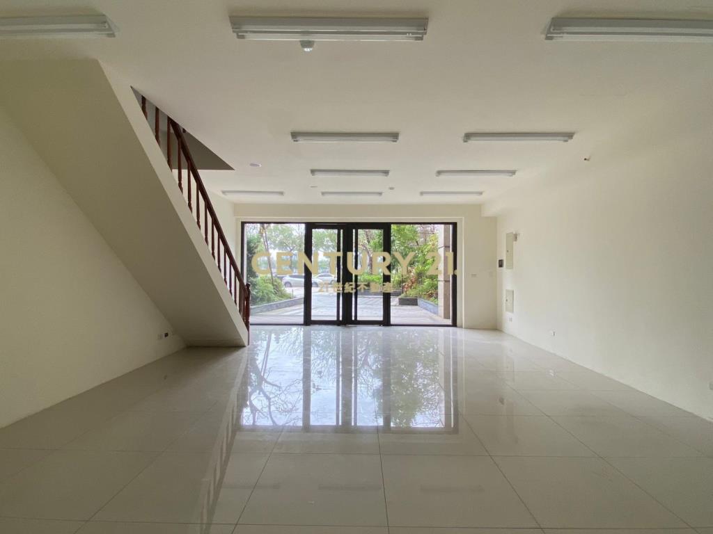 力璞棧大面寬店面