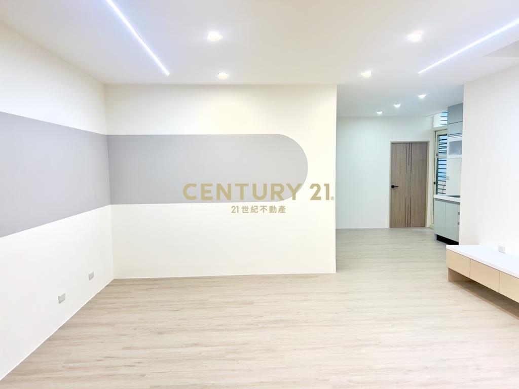 內壢後站學區整新三房 