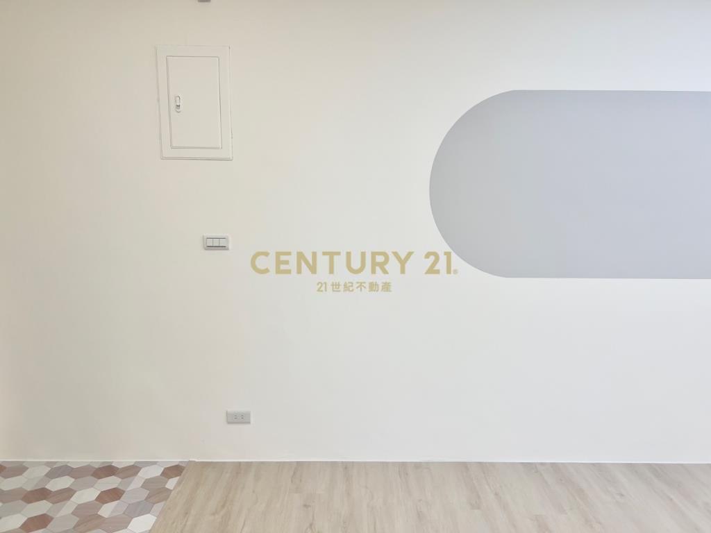 內壢後站學區整新三房 