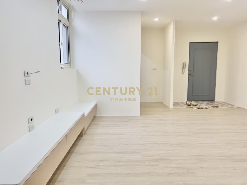 內壢後站學區整新三房 