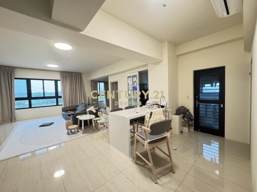 緊鄰青埔A19捷運3+1房車