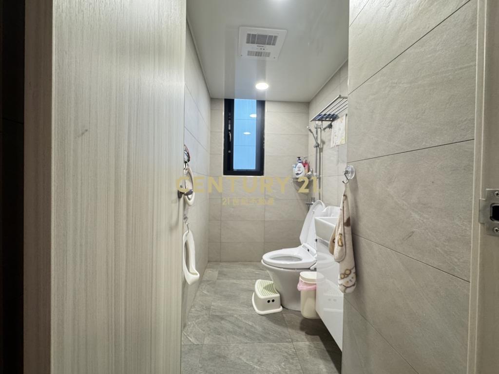 緊鄰青埔A19捷運3+1房車