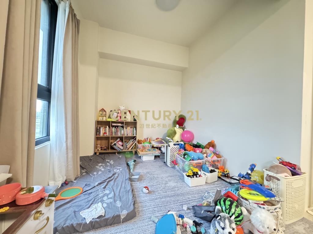 緊鄰青埔A19捷運3+1房車