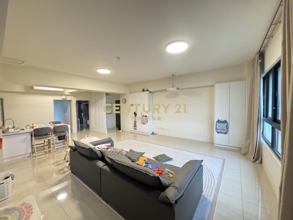 緊鄰青埔A19捷運3+1房車