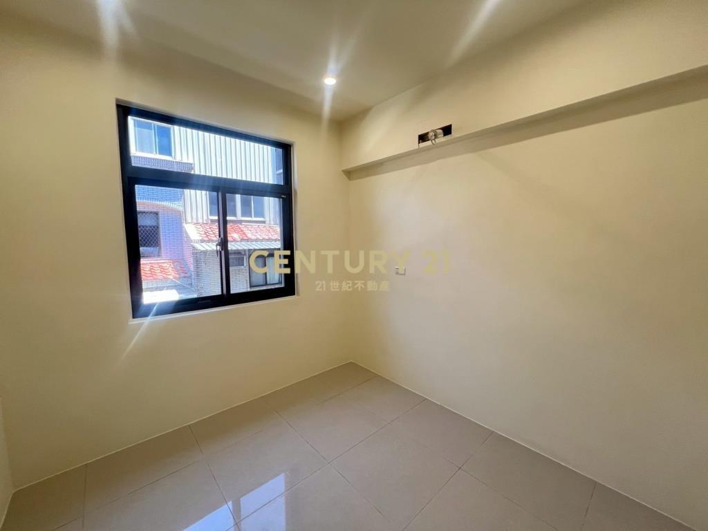 內壢後站近中正國小孝親房透天