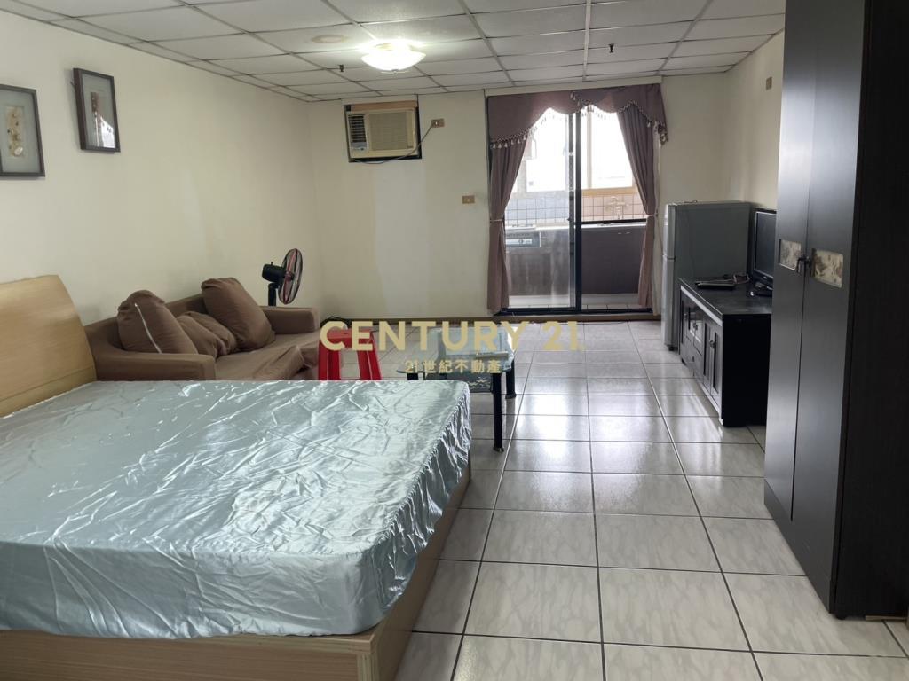 中壢後火車站套房