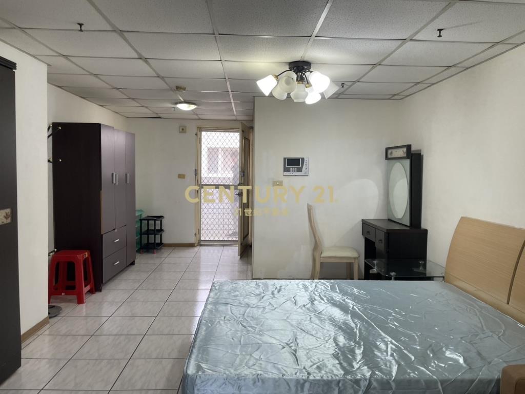 中壢後火車站套房