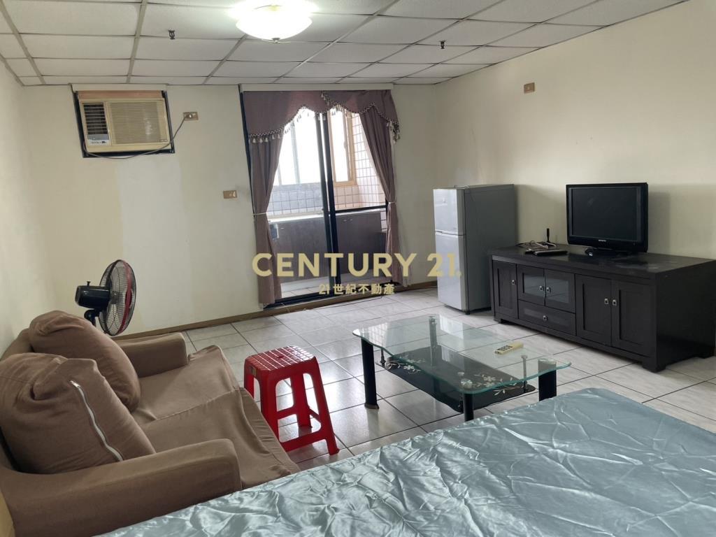 中壢後火車站套房