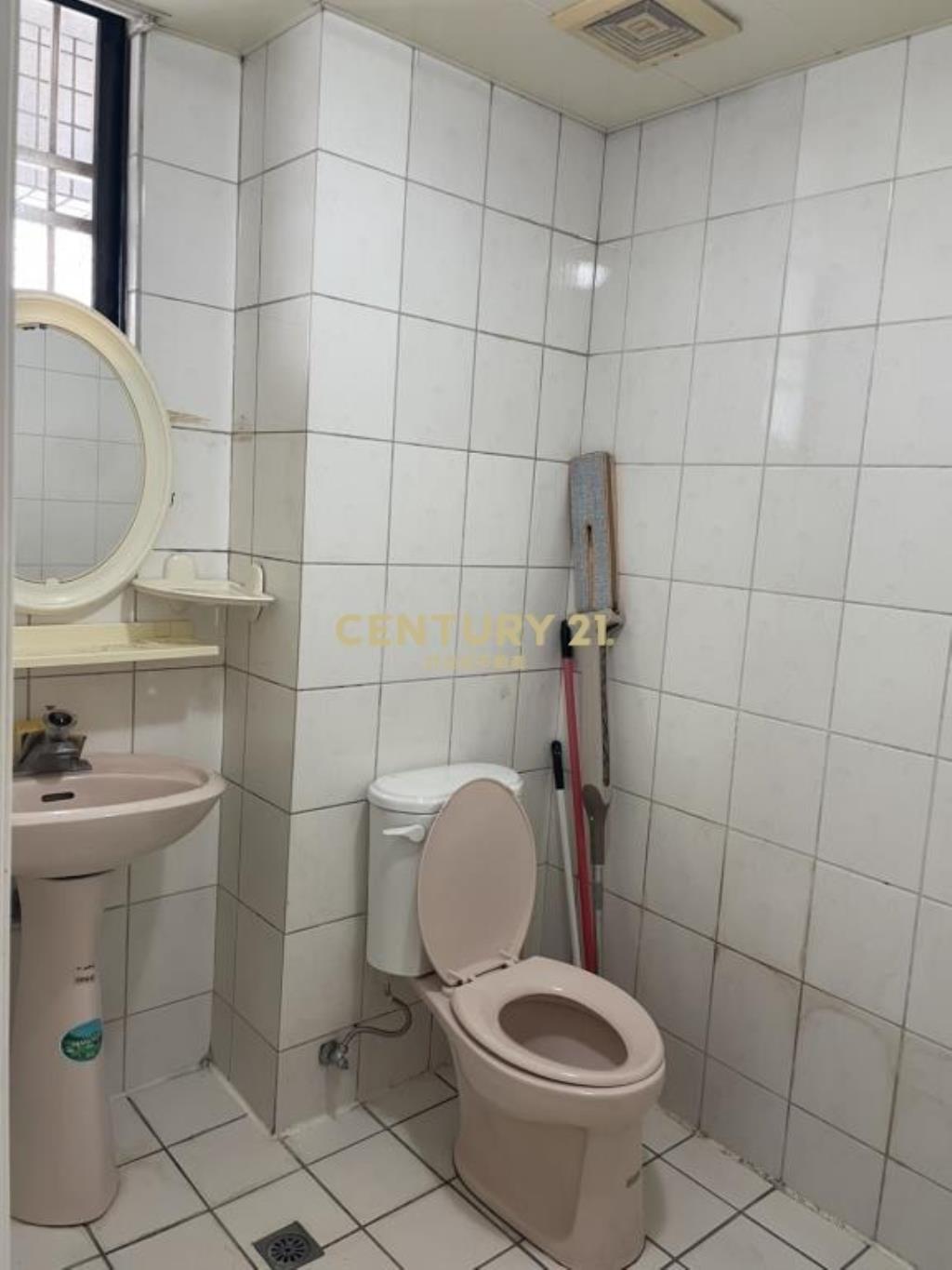 中壢後火車站套房