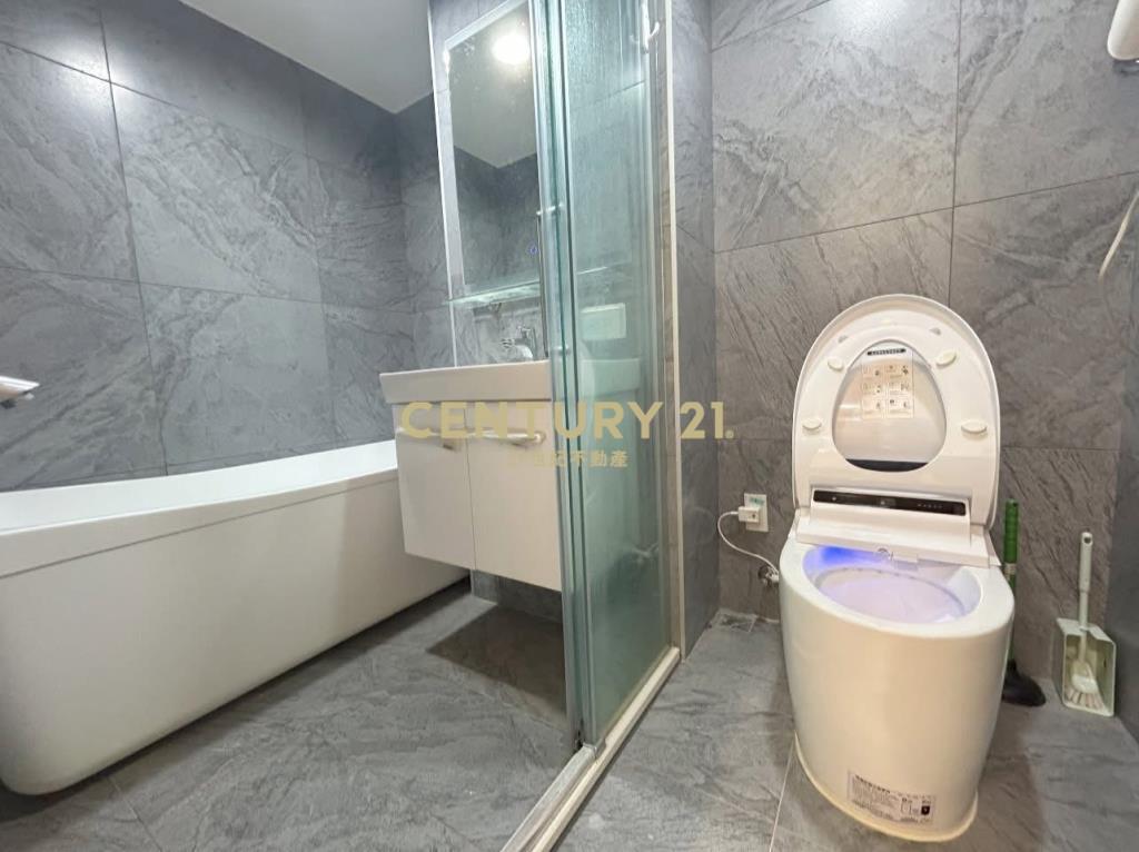 A18站前新銳永久棟距2房車