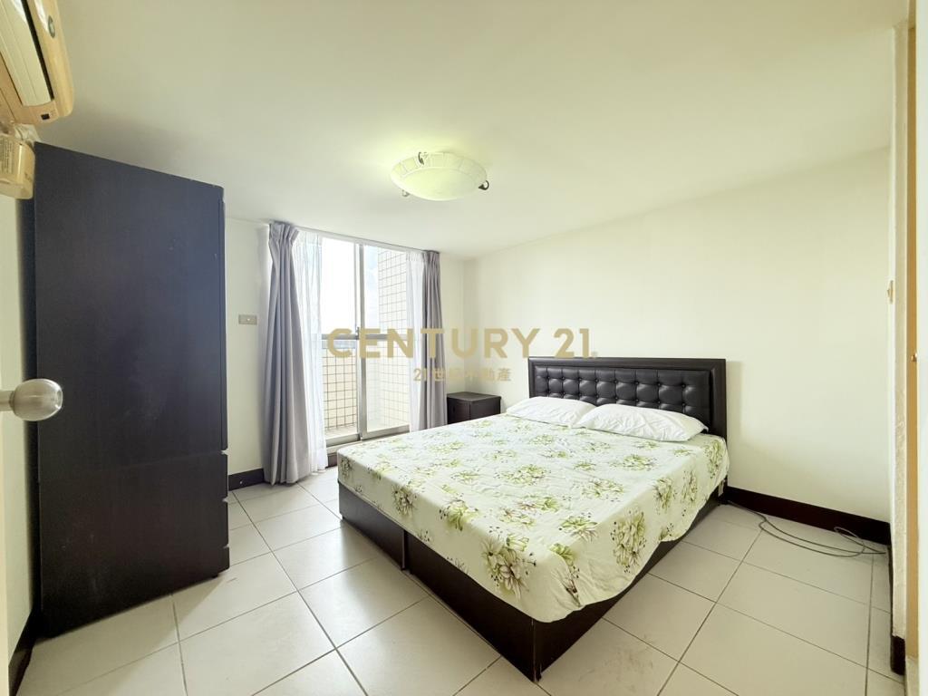 獨家超殺體育園區挑高低總價三房