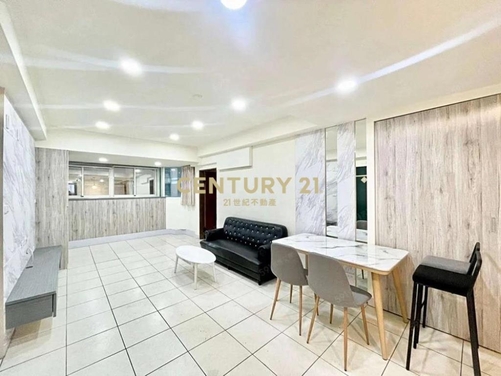 中平商圈中泰宏園三房車