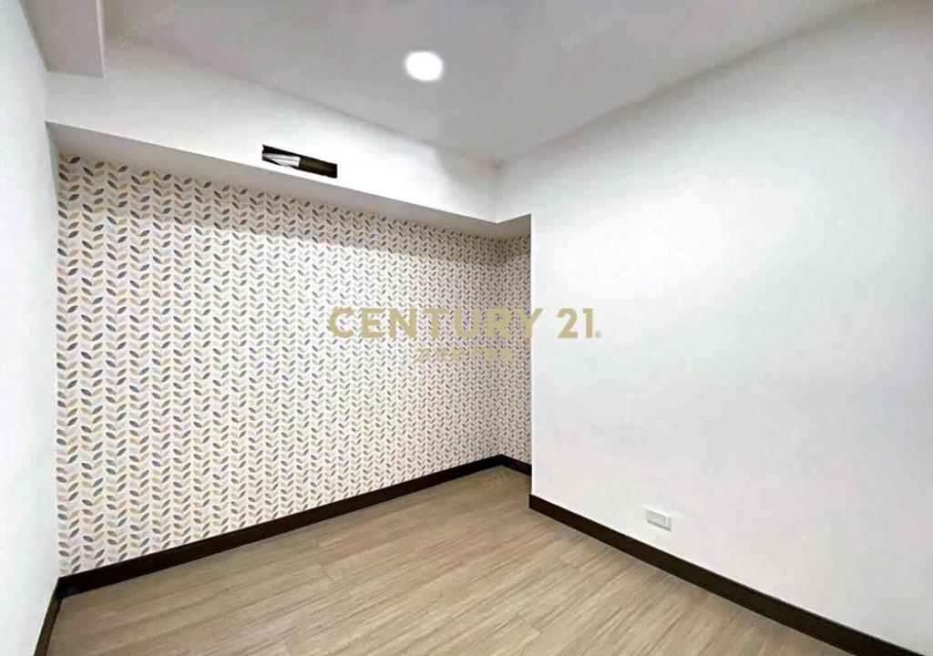 中平商圈中泰宏園精裝三房車