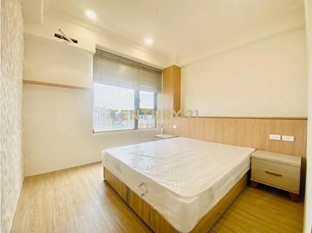 龍安商圈全新三房+車位