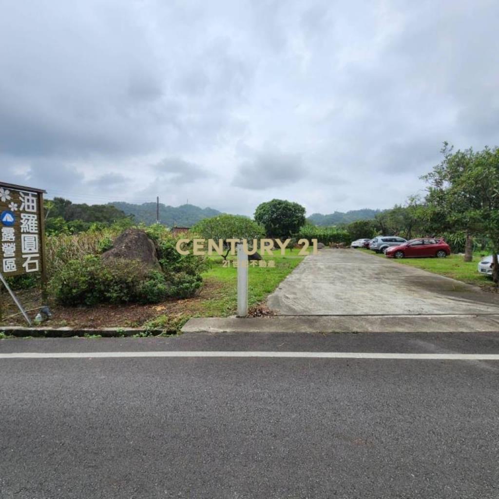 油羅原石露營區農建地