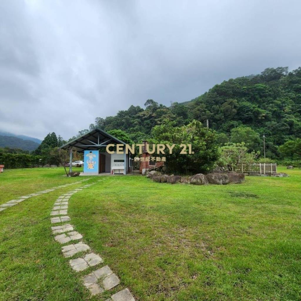 油羅原石露營區農建地