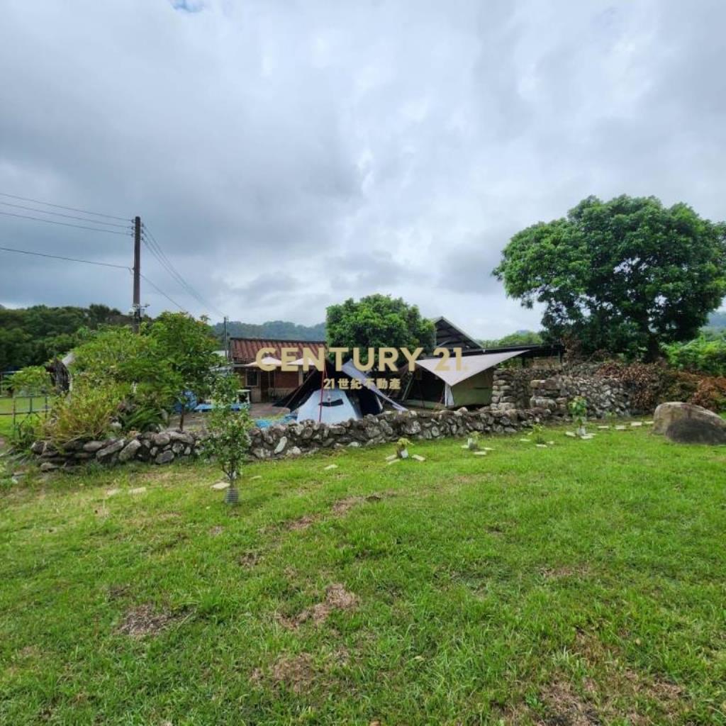 油羅原石露營區農建地