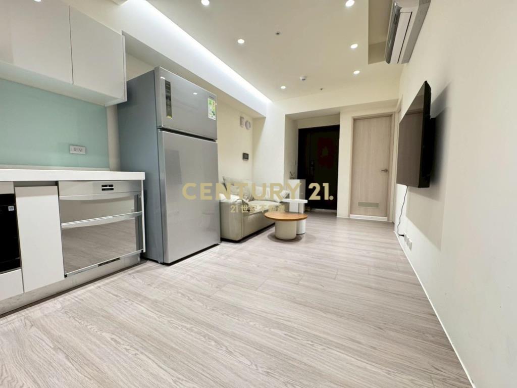 A18美裝站前新銳兩房車