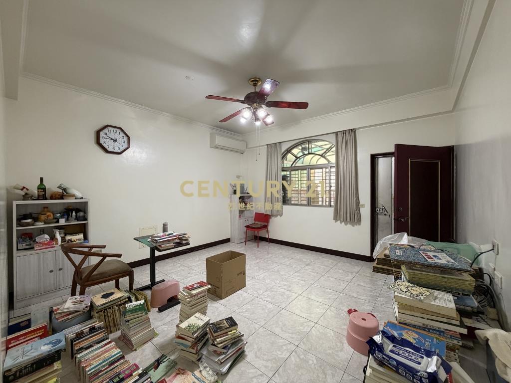 新屋福九路超值五房透天