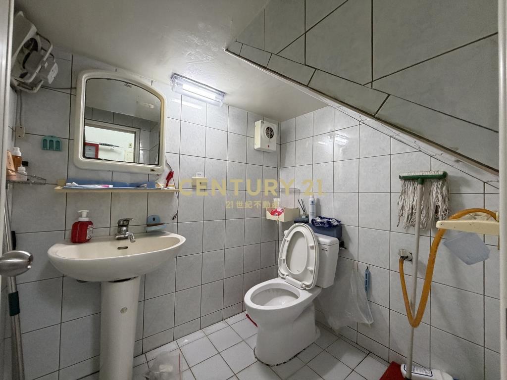 新屋福九路超值五房透天