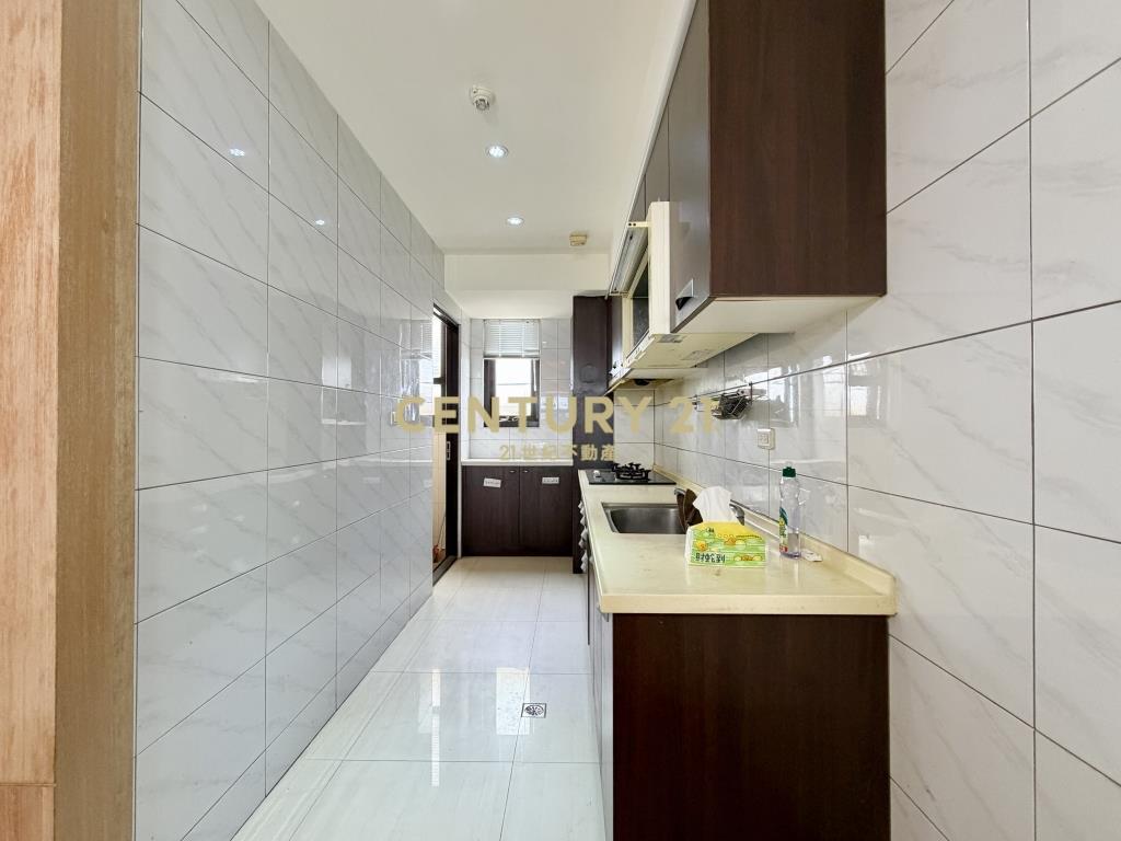 青埔中壢雙商圈超大3+1房雙主臥+車位