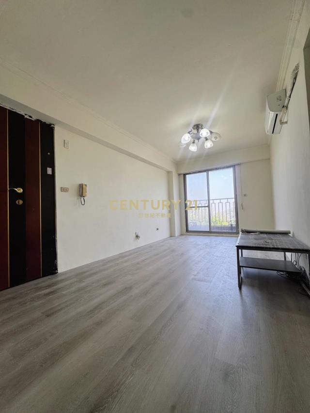 楊梅交流道比佛利夏威夷區低總價兩房車