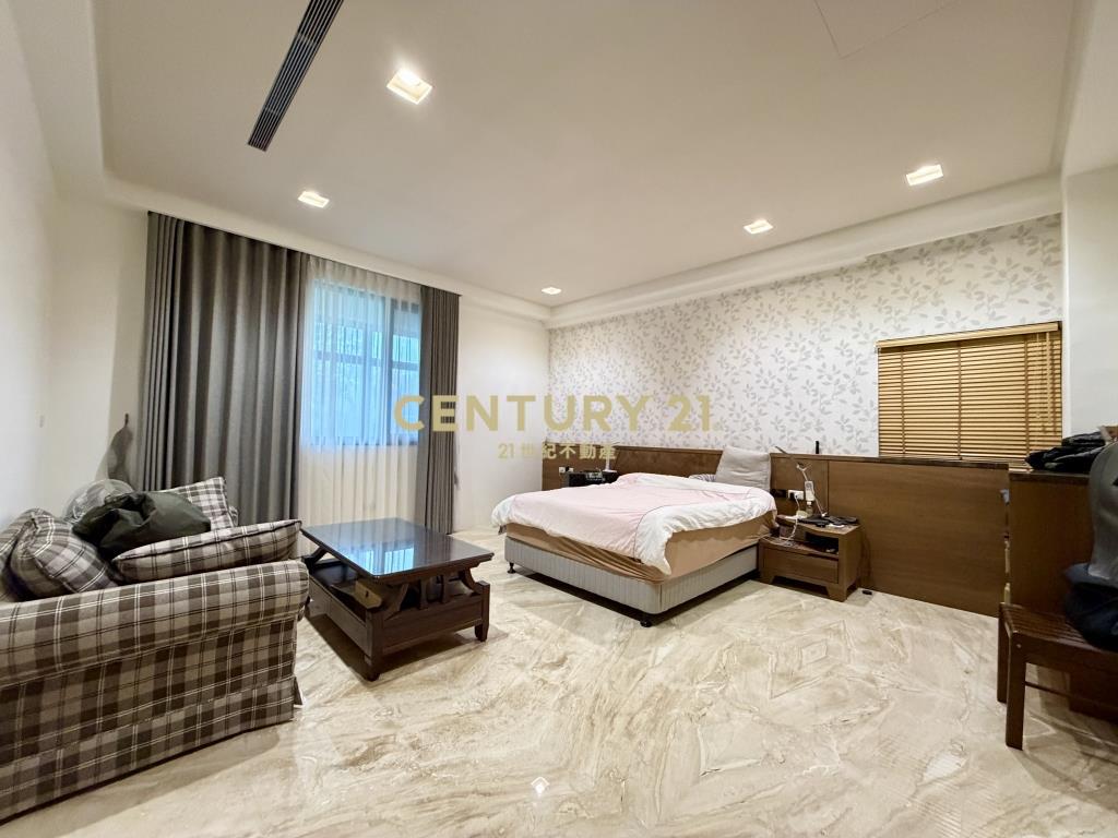 陽光山林超大地坪電梯豪宅