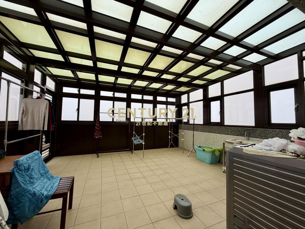 陽光山林超大地坪電梯豪宅