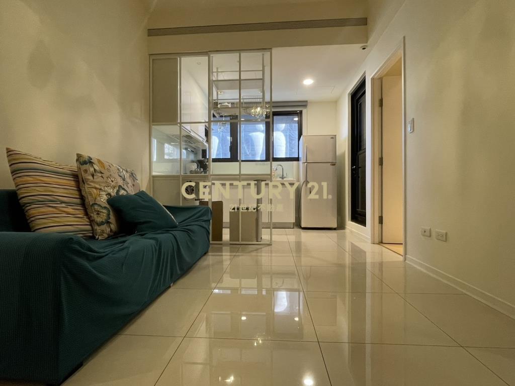 青埔A18站前A+兩房車