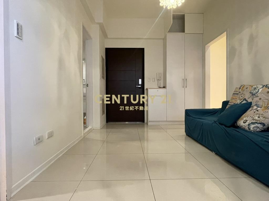 青埔A18站前A+兩房車