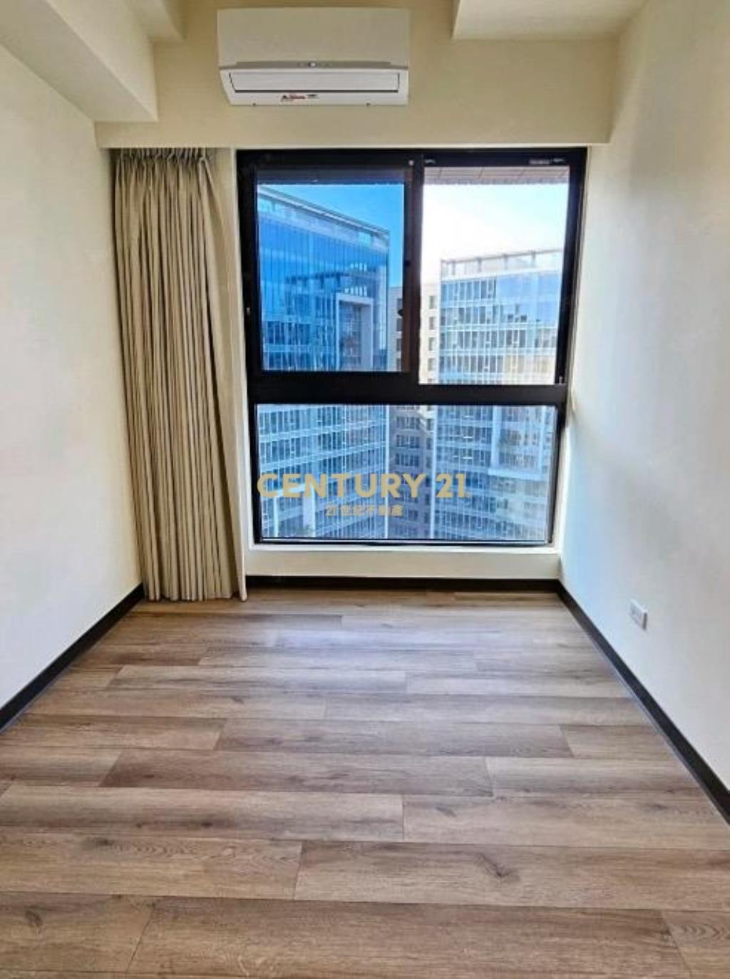 A18青埔捷運高鐵W站前三房含車管