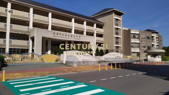 近過嶺諾貝爾社區超值美墅