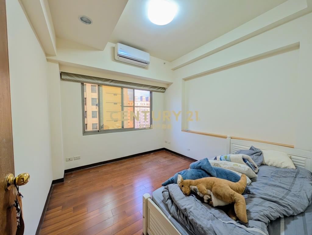 中壢交流道文化國小高峰會三房車