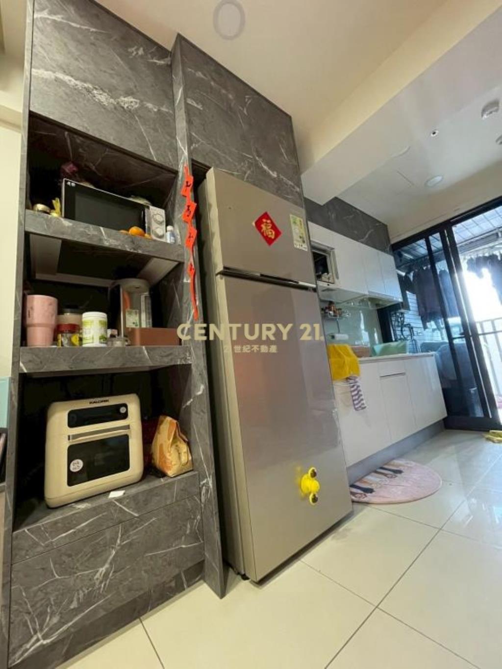 A19低總價明日朗朗2房車