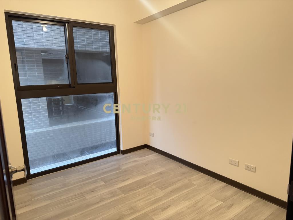 楊梅櫻花旭永久棟距2房2衛浴+車位 