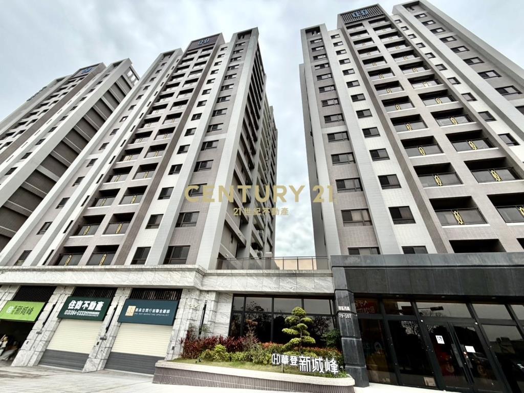 大園客運園區-華登新城峰三房車