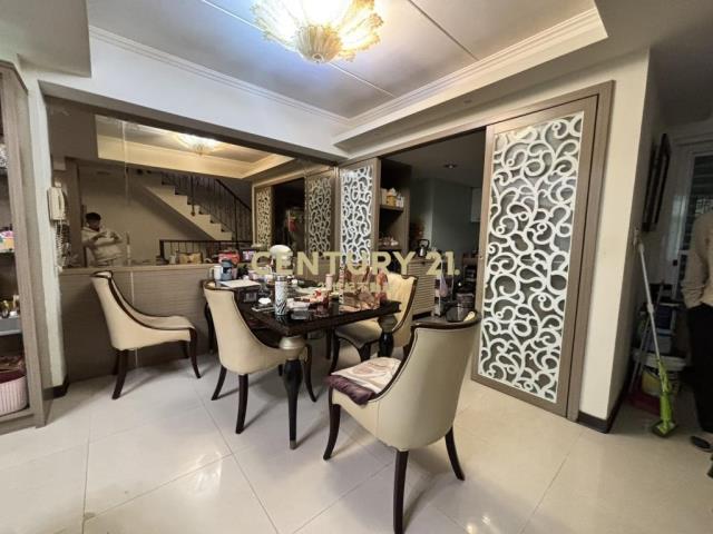 基隆長庚稀有別墅透天