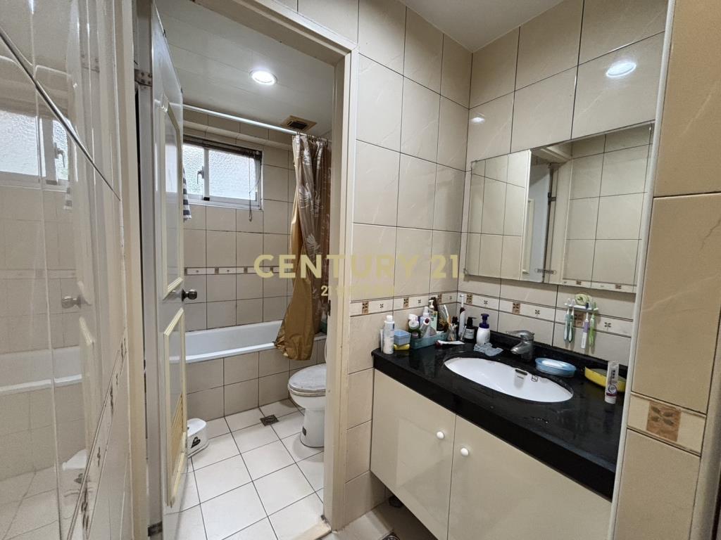 基隆長庚稀有別墅透天