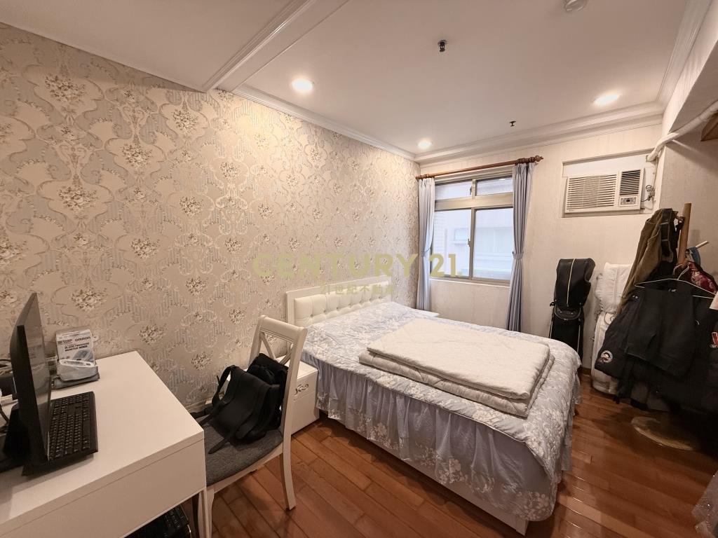 獨家專任中壢海華商圈核心-美四房