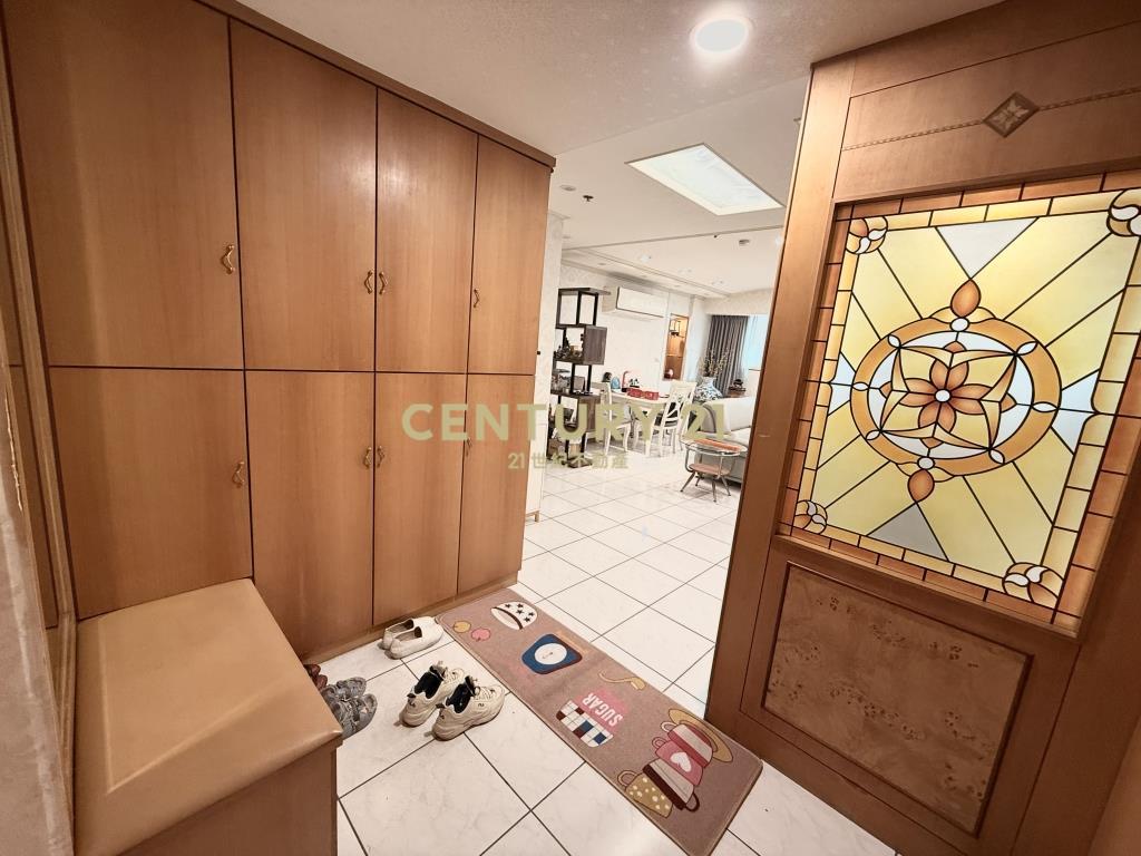 獨家專任中壢海華商圈核心-美四房