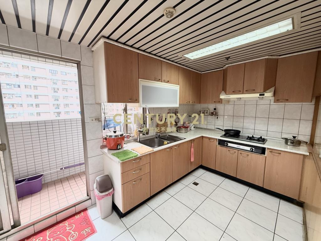 獨家專任中壢海華商圈核心-美四房