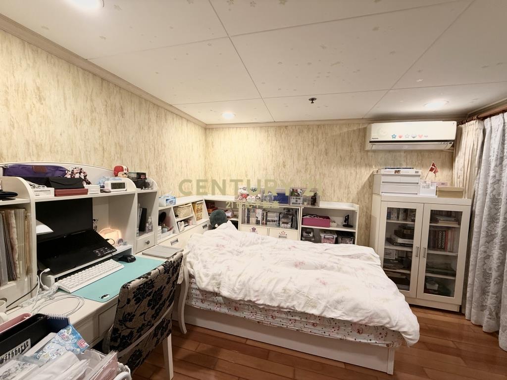 獨家專任中壢海華商圈核心-美四房